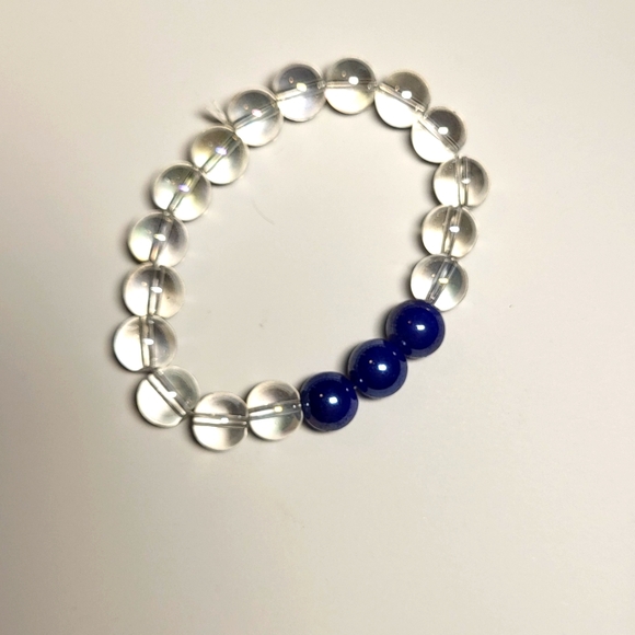 Homemade beaded bracelet - Picture 1 of 1